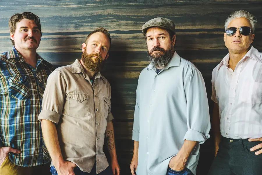 Hudba v Meste - Dustin Arbuckle & The Damnations (USA)